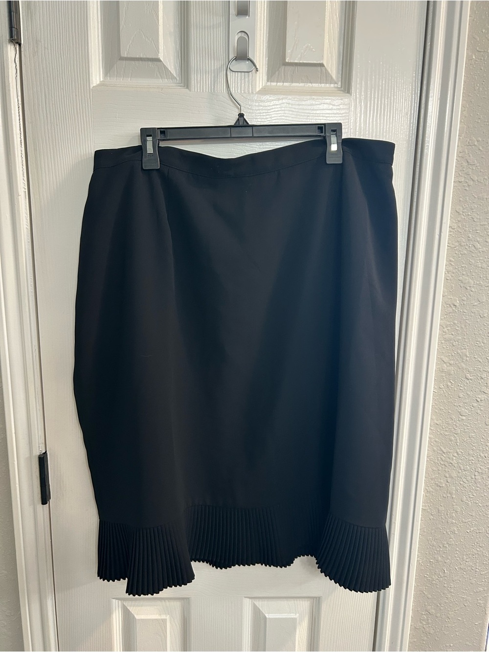 Le Suit  Dress Pencil Skirt Womens Size 22 W  Black Knee Length VTG